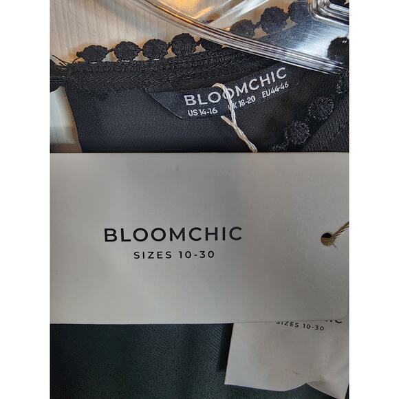 BloomChic Black Sheer Bodice/Sleeve Blouse, 1X, NWT - Picture 4 of 6